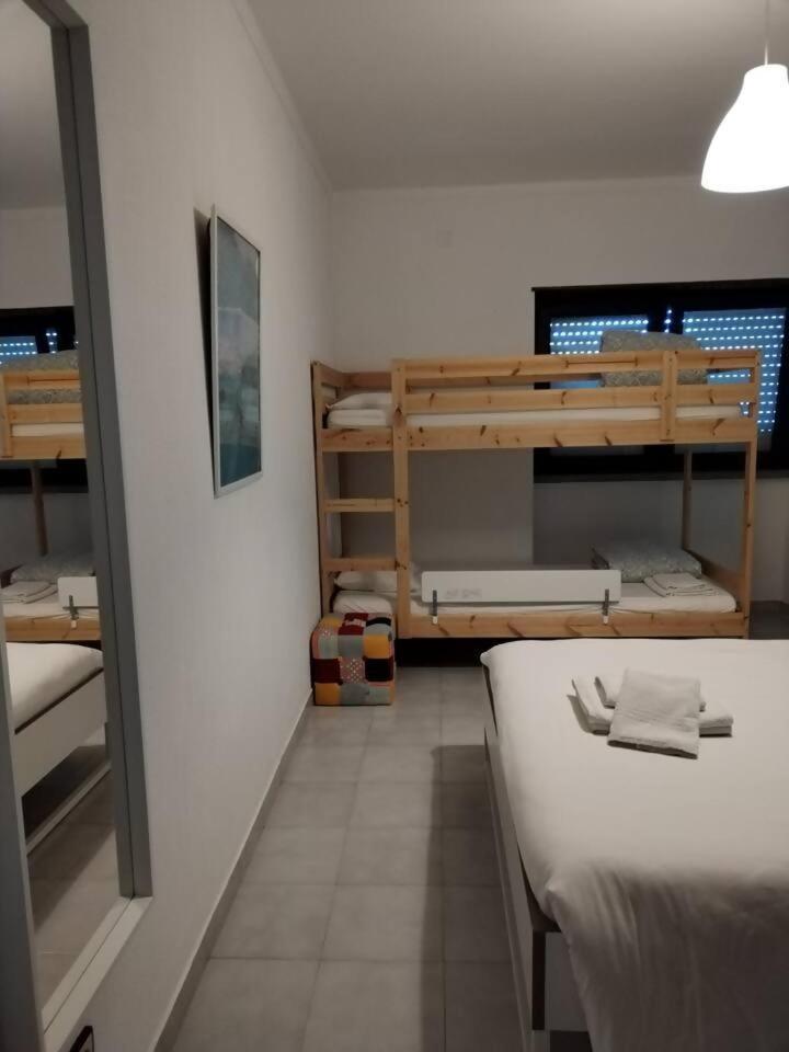 Ip5 Chivas Beach House Ferrel  Buitenkant foto